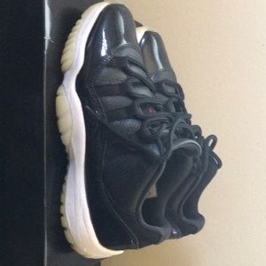 Air Jordan 11 Retro Low
